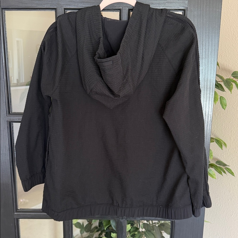 Lululemon Pack Light Pullover - image 2